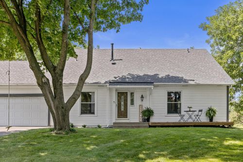 10890 108th Pl N, Maple Grove, MN, 55369-2614 | Card Image
