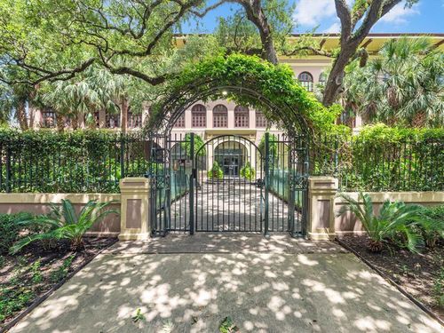 3a-2700 Albany Street, Houston, TX, 77006 | Card Image