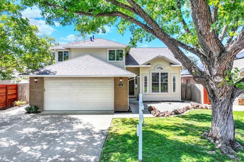 778 Oak Brook Dr, Vacaville, CA, 95687-7402 | Card Image
