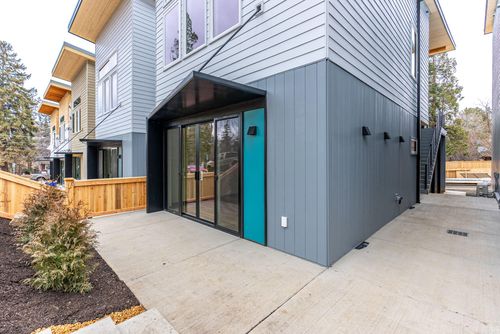 lot-4-940 Ne Norton Ave, Bend, OR, 97701-4379 | Card Image