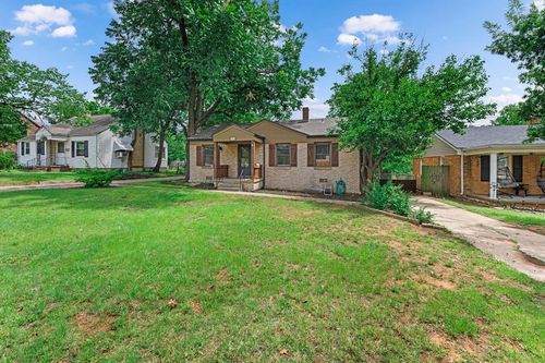 208 E 7th St, Edmond, OK, 73034-4607 | Card Image