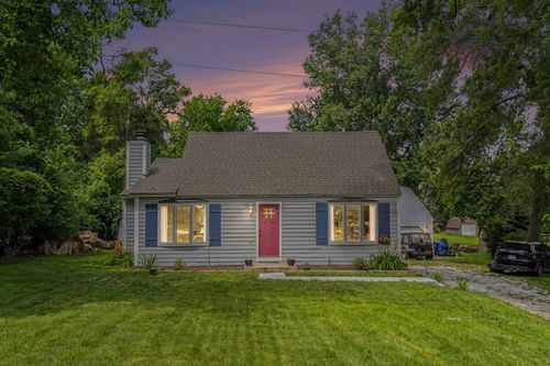 5S254 Radcliff Rd, Naperville, IL, 60563-1671 | Card Image