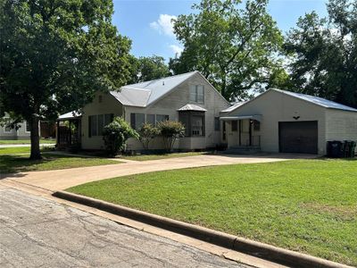 508 Texas Street, House other with 4 bedrooms, 4 bathrooms and null parking in Brenham TX | Image 1