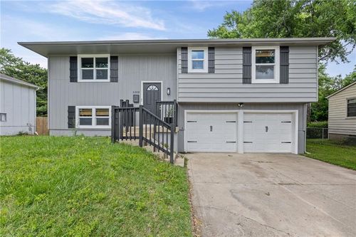 6508 E 155th St, Grandview, MO, 64030-4441 | Card Image