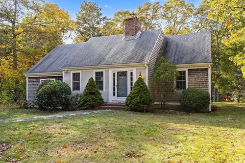 274 Commons Way, Brewster, MA, 02631-2683 | Card Image