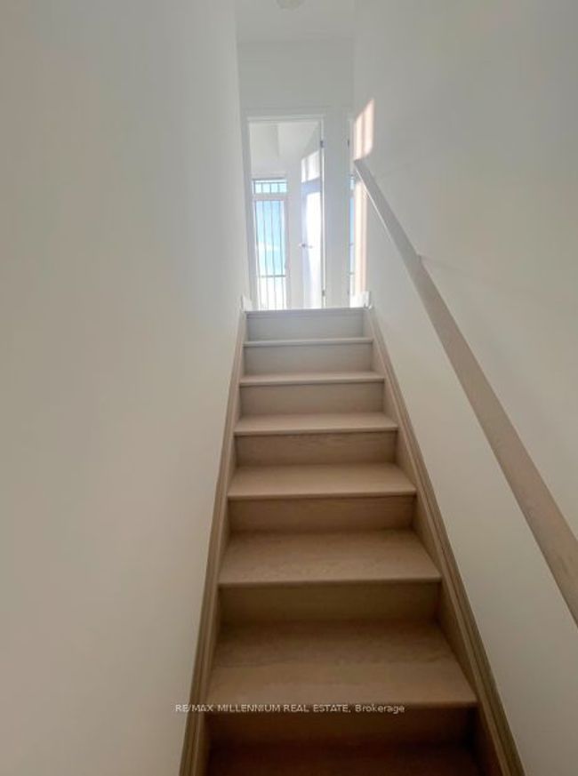 101 - 220 Missinnihe Way, Condo with 4 bedrooms, 3 bathrooms and null parking in Mississauga ON | Image 9
