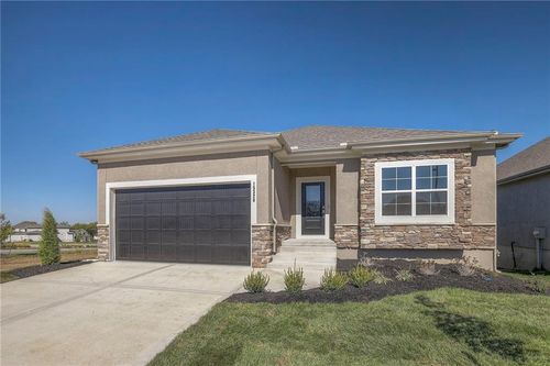 17343 S Kaw Street, Olathe, KS, 66062 | Card Image