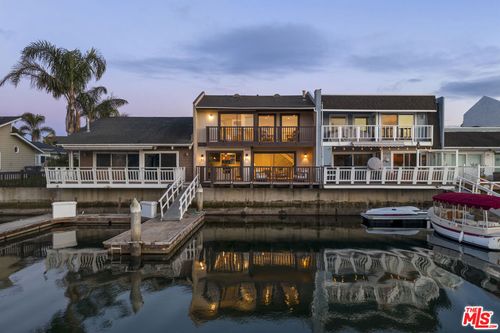 4555 Falkirk Bay, Oxnard, CA, 93035-3709 | Card Image