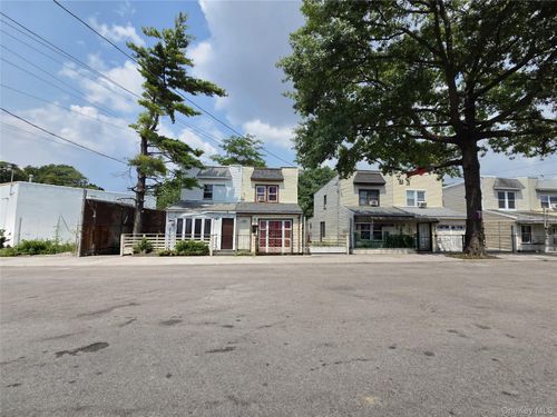 15 Preston Ct, Brooklyn, NY, 11234-1018 | Card Image