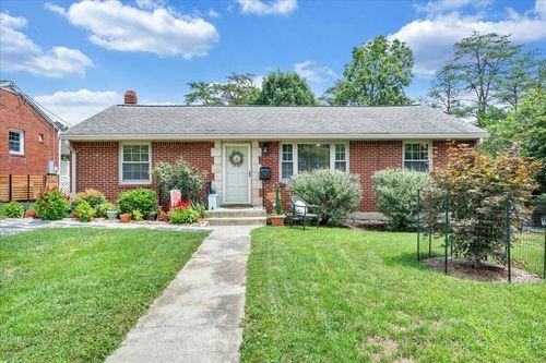 3238 Brandywine Ave, Roanoke, VA, 24018-3103 | Card Image