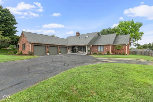 32 Raesta Dr, Mooresville, IN, 46158-1273 | Card Image