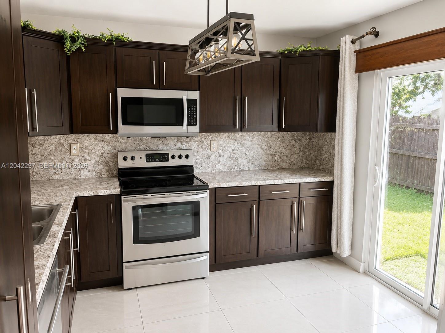 Residential in Tamarac 5