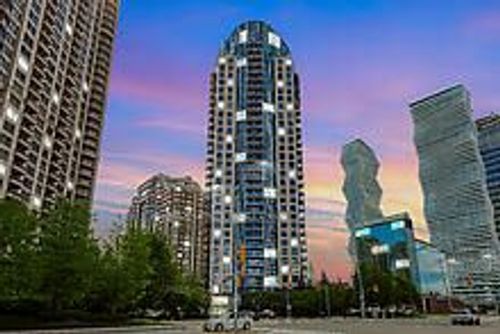 804-330 Burnhamthorpe Rd W, Mississauga, ON, L5B0E1 | Card Image