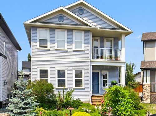 {{alt}} | Card Image