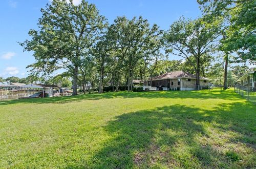 120 Los Peces St, Gun Barrel City, TX, 75156-4242 | Card Image