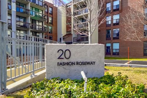 408-20 Fashion Roseway, North York, ON, M2N6B5 | Card Image