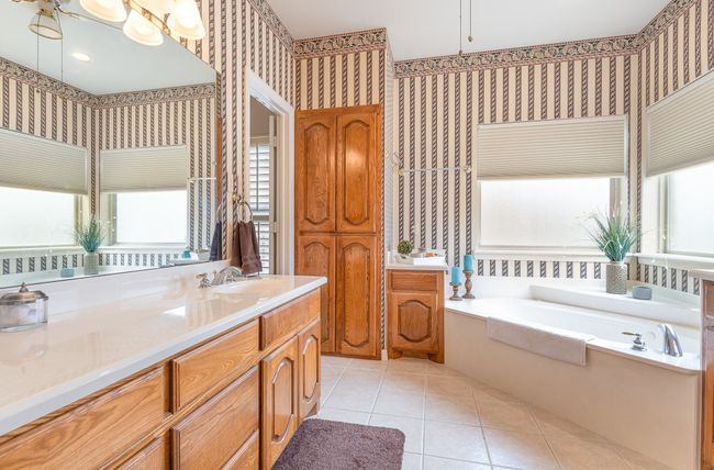 503 Northgate Dr, House other with 3 bedrooms, 3 bathrooms and null parking in Waxahachie TX | Image 21