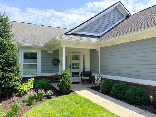 7877 Clearwater Pkwy, Indianapolis, IN, 46240-4911 | Card Image