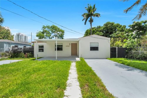 1021 Nw 20th Ave, Miami, FL, 33125-2730 | Card Image