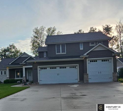 5420 N 279th St, Valley, NE, 68064-4449 | Card Image