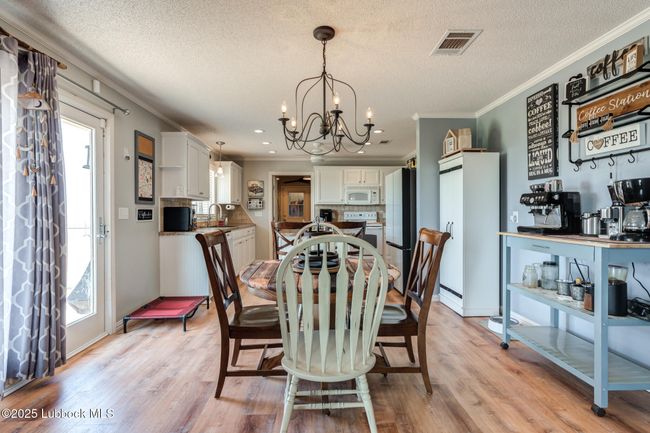 2647 N Highway 788, House other with 3 bedrooms, 2 bathrooms and null parking in Plainview TX | Image 13
