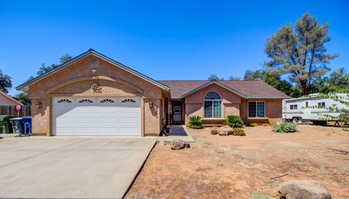 4360 Cynthia Way, Redding, CA, 96002-3814 | Card Image