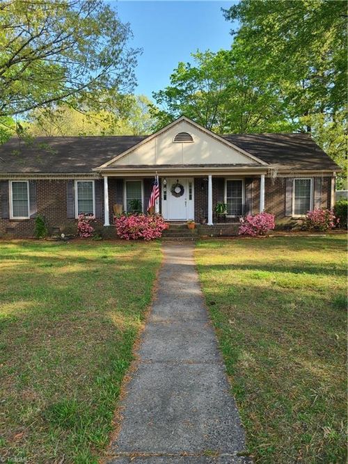 1700 Bolingbroke Rd, High Point, NC, 27265-2426 | Card Image