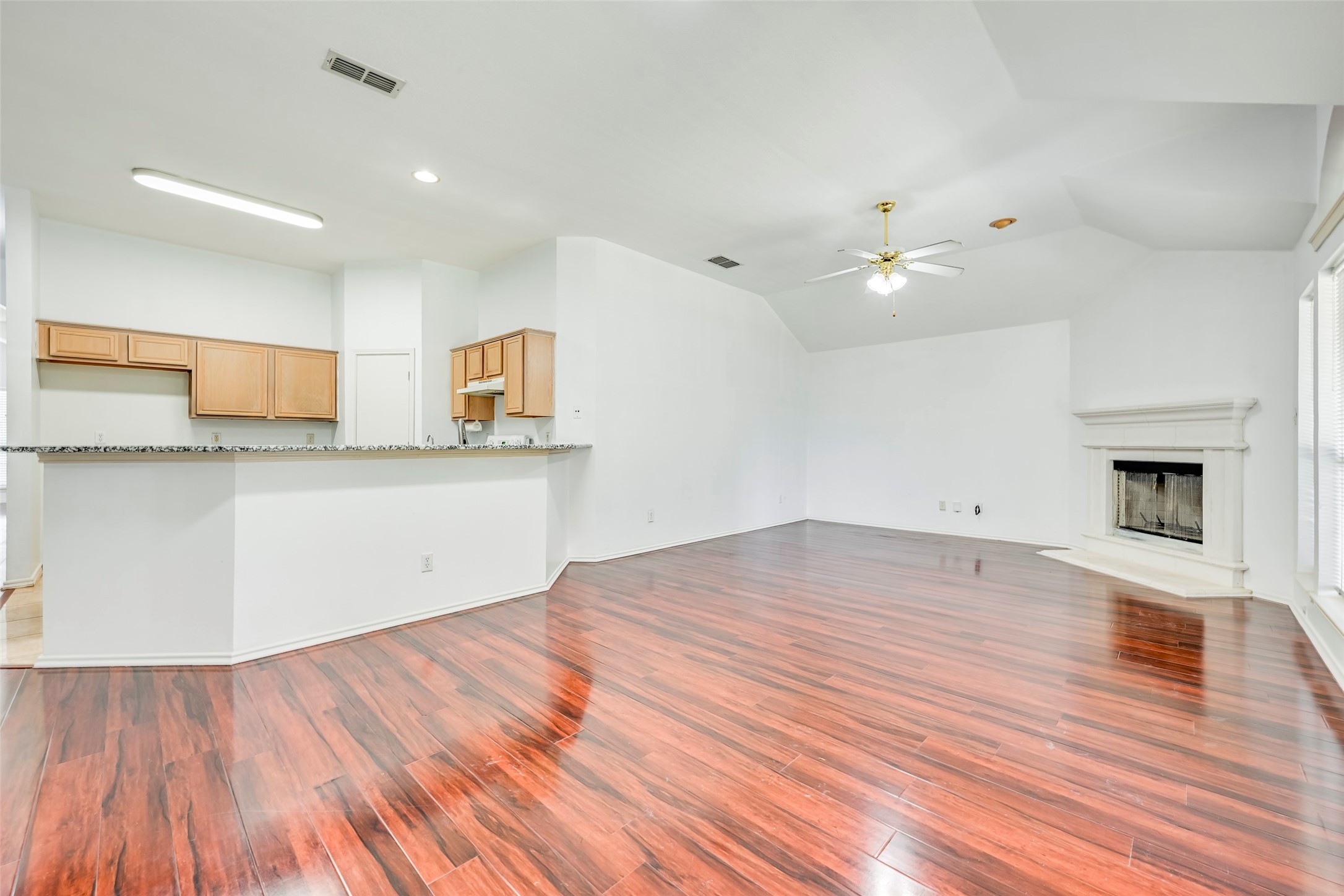 Residential Lease in Arlington 4