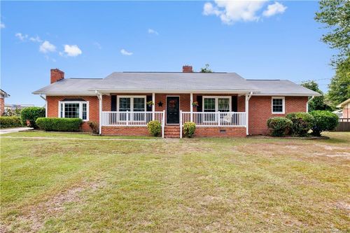 6411 Deland Ave, Fayetteville, NC, 28303-2105 | Card Image