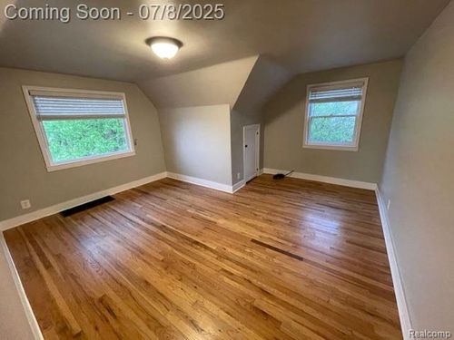 1-3409 Devon Road, Royal Oak, MI, 48073 | Card Image