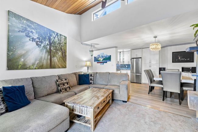 320 - 1195 Pipeline Rd, Condo with 2 bedrooms, 2 bathrooms and 1 parking in Coquitlam BC | Image 4
