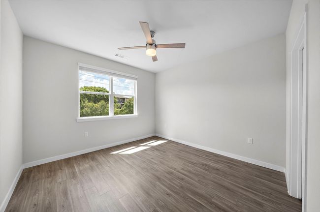 PHOTOS MAY BE OF SIMILAR LAYOUT | Image 6