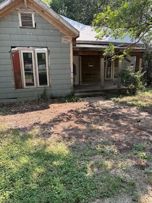 1405 Austin St, Wichita Falls, TX, 76301-7004 | Card Image