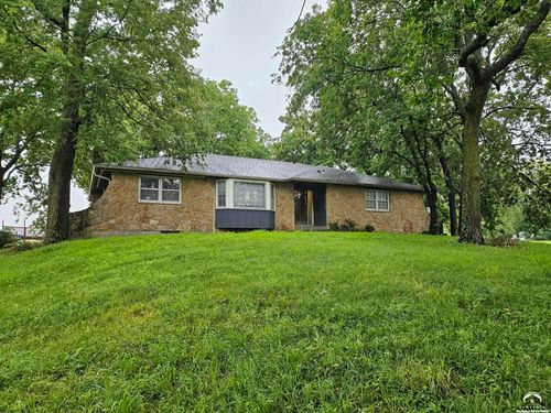 996 E 1400 Road, Lawrence, KS, 66046 | Card Image