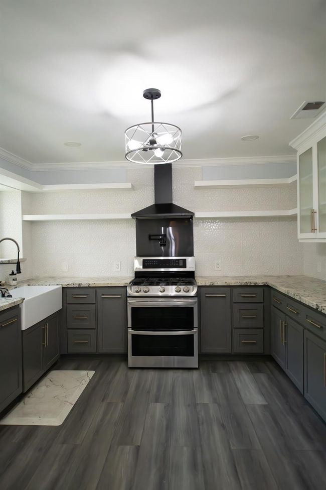 Kitchen | Image 9