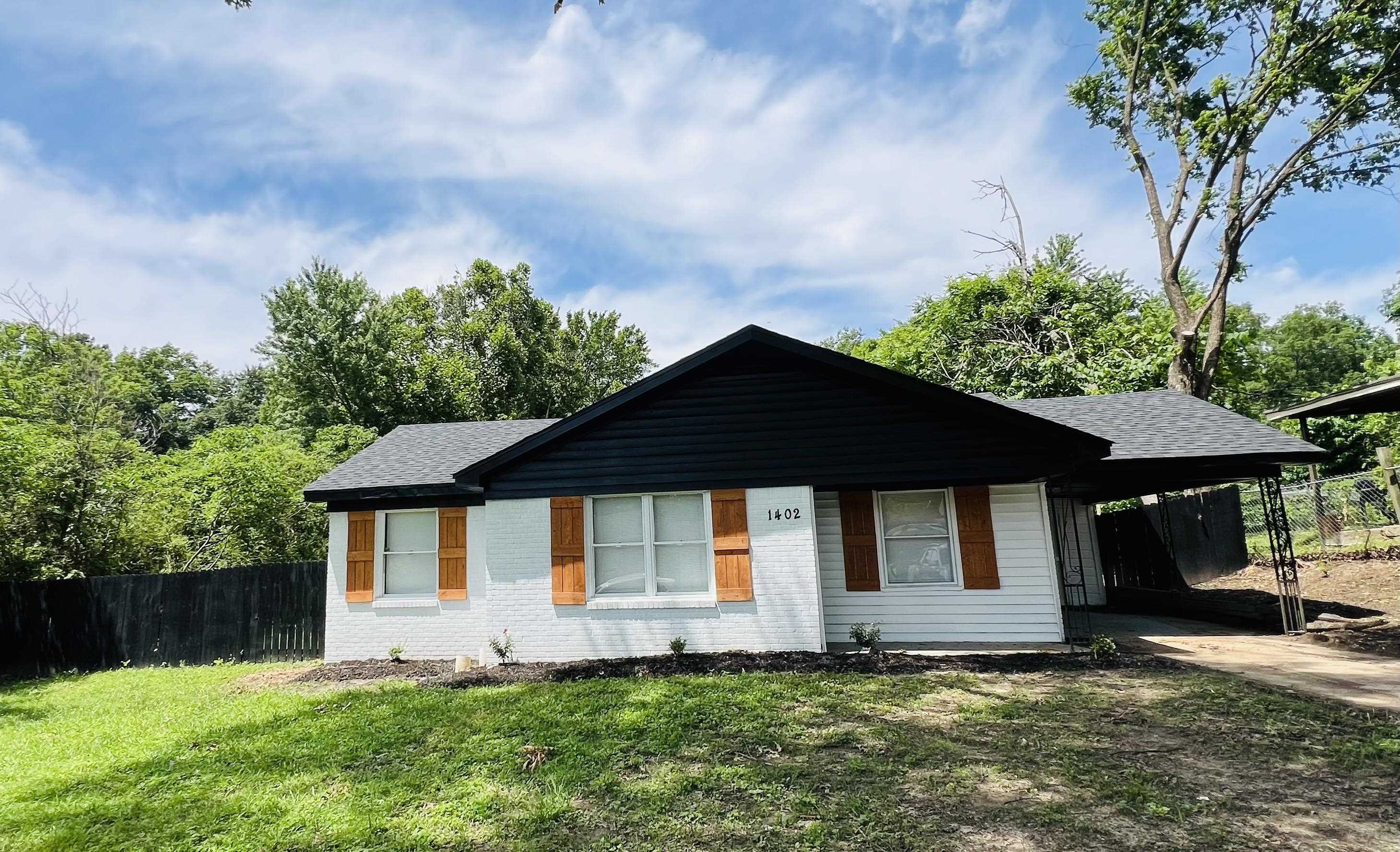 Rolling Hills Dr, Memphis, TN 38127