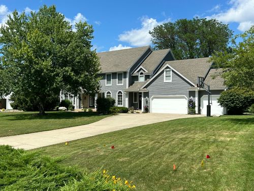 7379 Cottage Oaks Dr, Portage, MI, 49024-7866 | Card Image