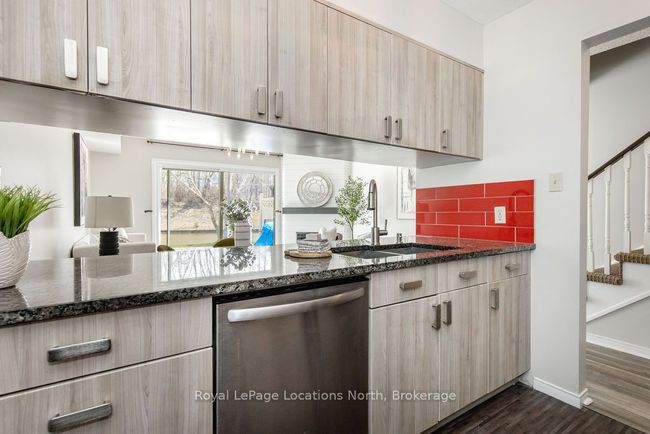 41 - 11 Laguna Pky, Condo with 3 bedrooms, 2 bathrooms and 1 parking in Ramara ON | Image 4