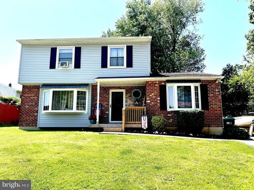 8 Edgebrooke Way, NEWARK, DE, 19702 | Card Image