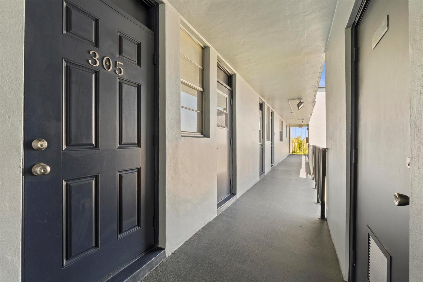 Residential in Plantation 2