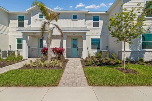 8119 Seaflower Parkway, BRADENTON, FL, 34210 | Card Image