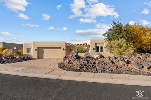 19 Boulder Cir, Santa Clara, UT, 84765-5269 | Card Image