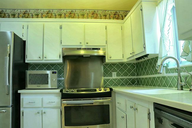 APT-105 - 2532 Boundbrook Dr S, Condo with 2 bedrooms, 2 bathrooms and null parking in Palm Springs FL | Image 5