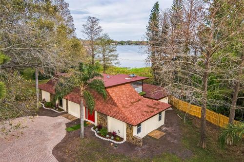 14333 Lake Magdalene Blvd, TAMPA, FL, 33618-1917 | Card Image