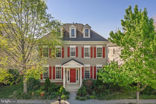 10582 Poagues Battery Dr, BRISTOW, VA, 20136-1337 | Card Image