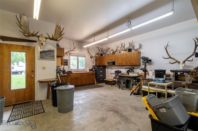 201 W 8 Th Ave, House other with 4 bedrooms, 2 bathrooms and null parking in Big Timber MT | Image 42