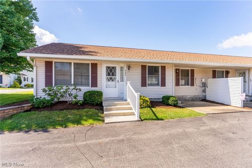 942 Canterbury Ln, Salem, OH, 44460-4391 | Card Image