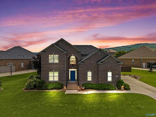 7574 Crestridge Dr, Owens Cross Roads, AL, 35763-8852 | Card Image