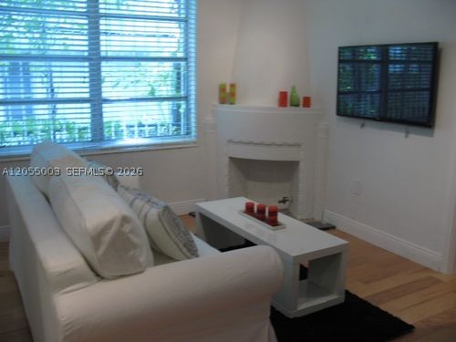 109-1525 Meridian Ave, Miami Beach, FL, 33139-3410 | Card Image
