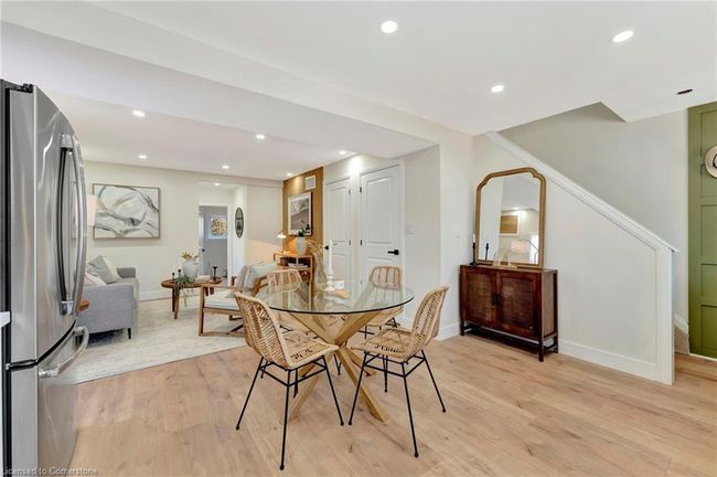 24 Carlisle St, House other with 3 bedrooms, 2 bathrooms and 1 parking in Hamilton ON | Image 9
